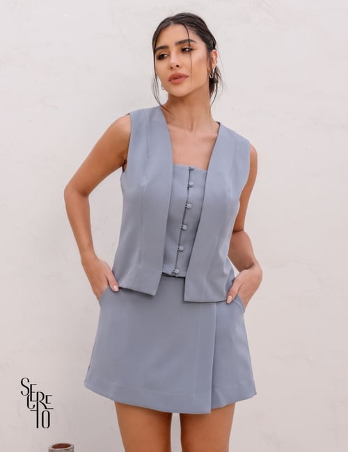 Conjunto Colete e Short Carla Cinza| Secreto Closet